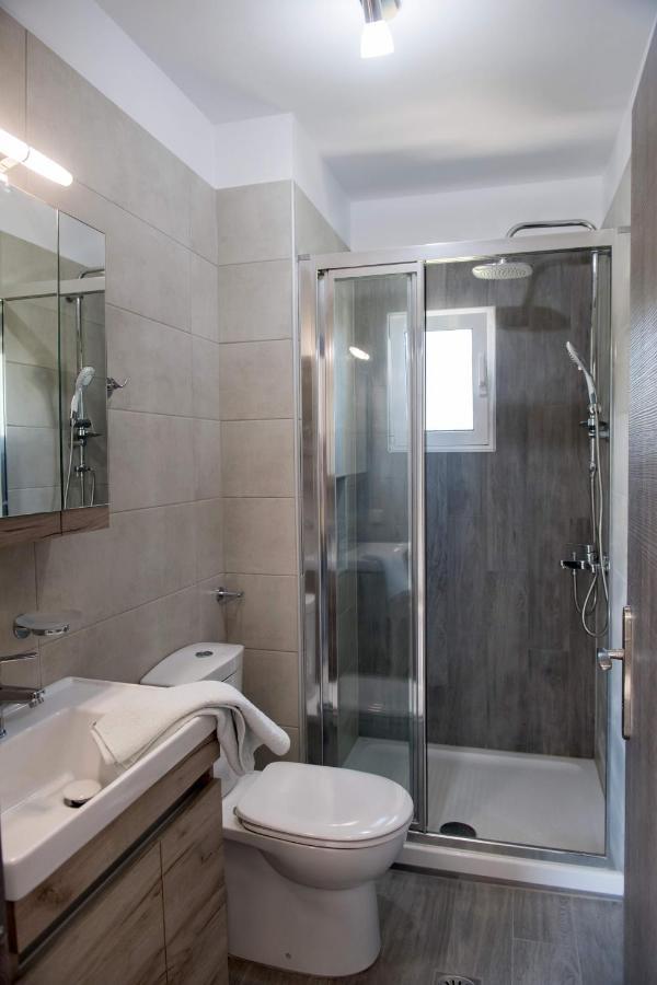 Boursinos Cozy Apartments Lefkada City Bagian luar foto