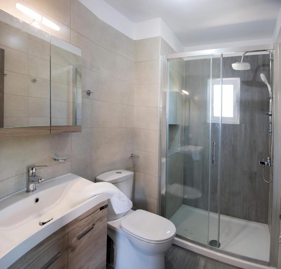 Boursinos Cozy Apartments Lefkada City Bagian luar foto